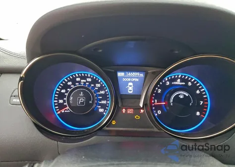 2015 Hyundai Genesis Coupe 3.8L z USA, uszkodzony, nr VIN KMHHU6KJ5FU127016